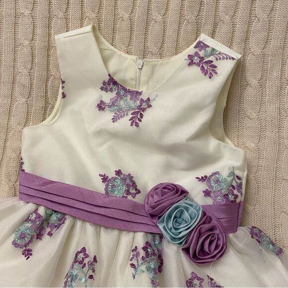 Girls Special Occasion Dress sz 6x White Dress with Purple Floral Details - Picture 2 of 9